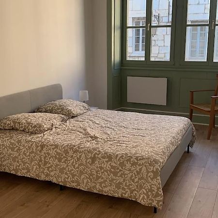 Elegant 2 Chambres Vieille Ville เบอซองซง ภายนอก รูปภาพ